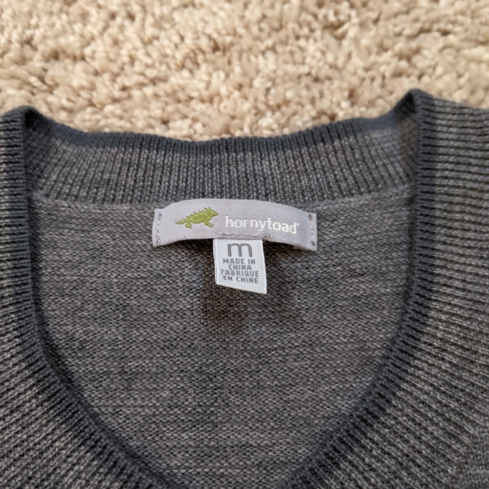 Men's grey Toad & Co sweater